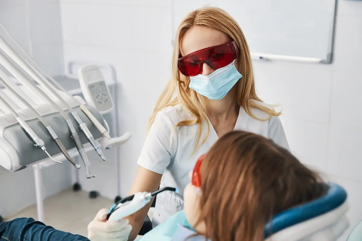 Family Dentistry of Forest Hill | Can Composite Fillings Fix Cracked or Chipped Teeth?